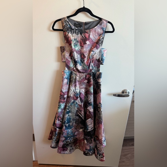 Ted Baker Louwisa Mirrored Minerals Dress (Size S) - Picture 4 of 5